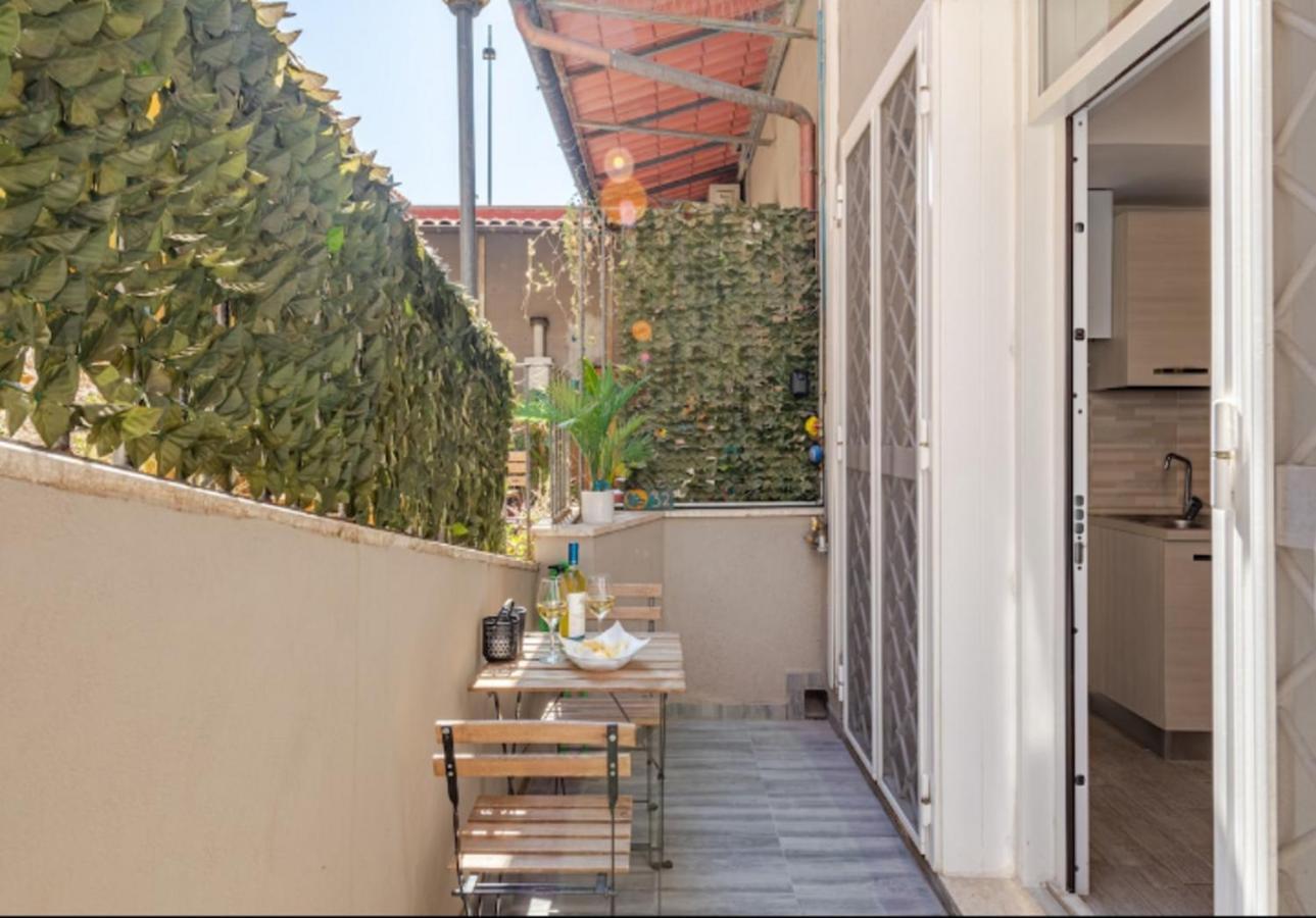 Secret Casa Bovari Metro B1 Conca D'Oro Rom Exteriör bild